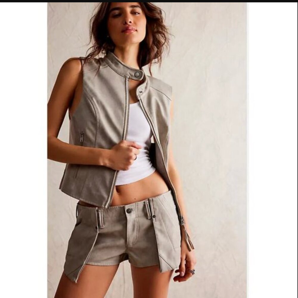 We The Free Women Gray Sweeney Vegan Vest Size L NWOT 128$+TAX